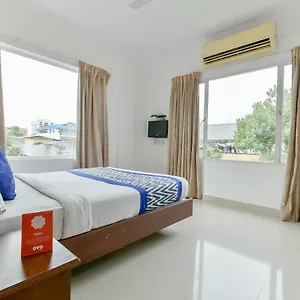 Hotel Centre Point, Kochi